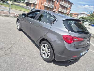 Alfa Romeo Giulietta 1.4 t. Distinctive 120cv Grigio usata Treviglio