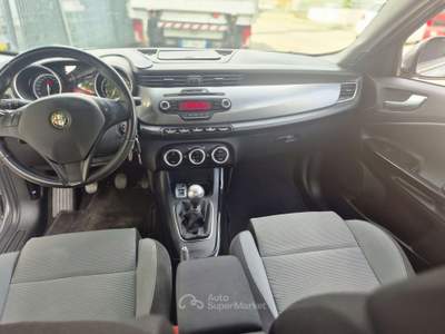 Alfa Romeo Giulietta 1.4 t. Distinctive 120cv Grigio usata Treviglio