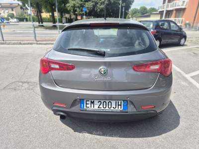 Alfa Romeo Giulietta 1.4 t. Distinctive 120cv Grigio usata Treviglio