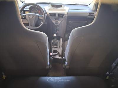 Toyota iQ Sol Bianco usata Alberobello