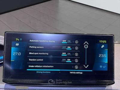 Peugeot 3008 Peugeot 3008 1.6 hybrid4 Allure Pack 300CV PROMO FINANZ. 4WD IVA ESP usata Vercelli