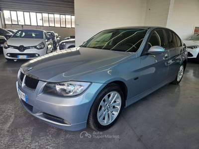 BMW Serie 3 320d E90 Berlina 320d Eletta / AUTOMATICO Argento usata Martinengo