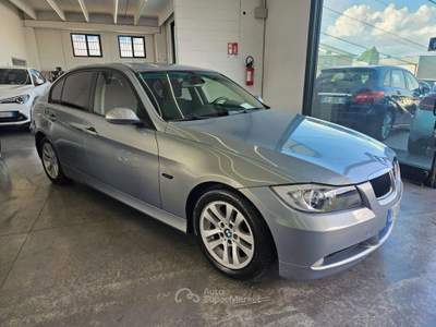 BMW Serie 3 320d E90 Berlina 320d Eletta / AUTOMATICO Argento usata Martinengo