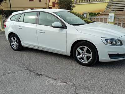 Volvo V50 VOLVO - V50 1.6 diesel Bianco usata Mirandola