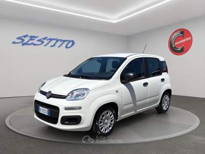 Fiat Panda Pandina 1.0 firefly hybrid Pop s&s 65cv Bianco usata Cirò Marina