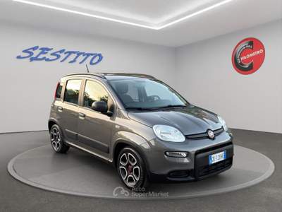 Fiat Panda  1.0 hybrid City Life s&s 70cv 5p.ti Grigio usata Cirò Marina