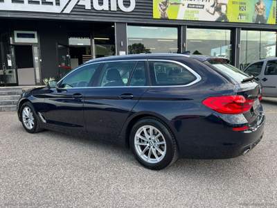BMW Serie 5 530d 530d xDrive Touring Business Nero usata Cerea