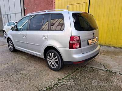 Volkswagen Touran Highline 7 posti n usata Porto Mantovano
