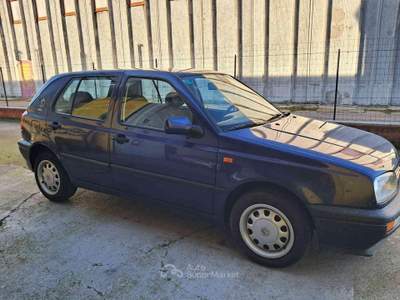 Volkswagen Golf cat 5 porte OK NEOPATENTAT usata Porto Mantovano