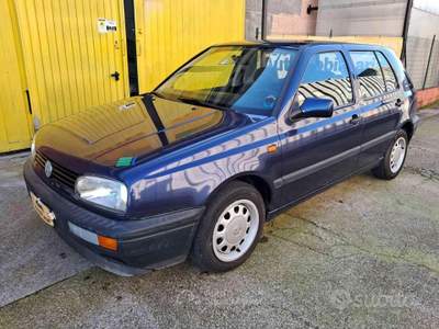 Volkswagen Golf cat 5 porte OK NEOPATENTAT usata Porto Mantovano
