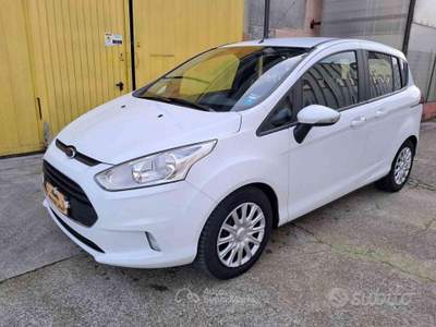 Ford B-Max GPL Titanium NEOPATENTATI usata Porto Mantovano