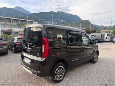 Fiat Doblò Doblò 1.6 MJT 120 CV Trekking Nero usata Arco