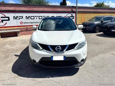 Nissan Qashqai QASHQAI TEKNA 1.6 dCi 130CV Bianco usata Bari