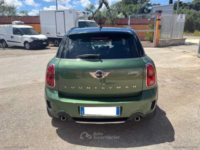 MINI Clubman COOPER COUNTRYMAN SD ALL4 2.0 111CV AUTOMATICA 4X4 Verde usata Bari