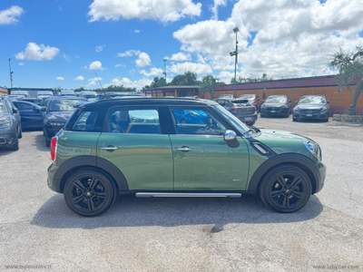MINI Clubman COOPER COUNTRYMAN SD ALL4 2.0 111CV AUTOMATICA 4X4 Verde usata Bari