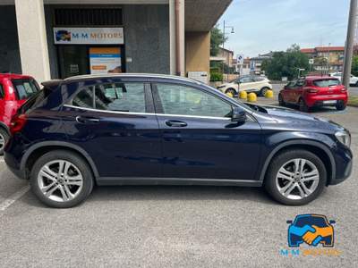 Mercedes-Benz GLA 180 d Sport auto Blu/Azzurro usata Treviglio
