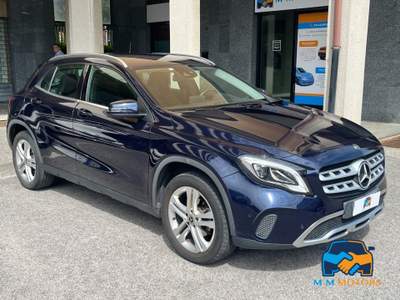 Mercedes-Benz GLA 180 d Sport auto Blu/Azzurro usata Treviglio