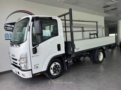 Isuzu M21 M21 TT F 1.9d 120cv CASSONE FISSO Bianco usata Cesano Maderno