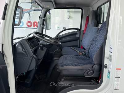 Isuzu M21 M21 TT F 1.9d 120cv CASSONE FISSO Bianco usata Cesano Maderno