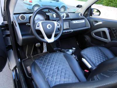 Smart ForTwo 451 BRABUS 1.0 I TURBO 62 kW cabrio TAILOR MADE Grigio usata Oristano