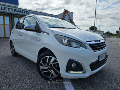 Peugeot 108 108 5p 1.0 vti Allure E6 Bianco usata San Stino di Livenza