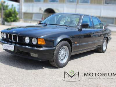 BMW Serie 7 728i 184 CV Rosso usata Napoli