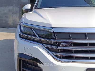 Volkswagen Touareg 3.0 V6 tdi Advanced R-Line Exterior Pack 231cv tiptronic Bianco usata Verona