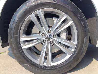 Volkswagen Touareg 3.0 V6 tdi Advanced R-Line Exterior Pack 231cv tiptronic Bianco usata Verona