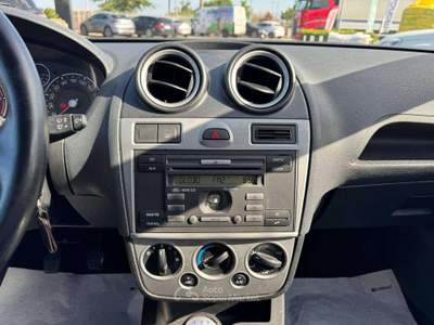 Ford Fiesta Fiesta V 5p 1.4 tdci 2007 Blu/Azzurro usata Latina