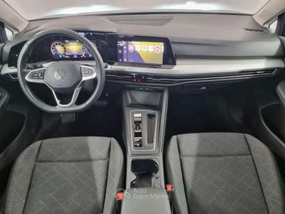 Volkswagen Golf 1.0 eTSI EVO DSG Life Grigio usata Erba