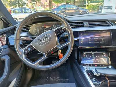Audi e-tron S Line Edition 55 Bianco usata Novara