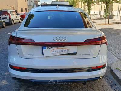 Audi e-tron S Line Edition 55 Bianco usata Novara