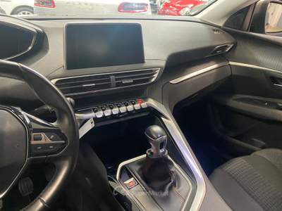 Peugeot 5008 S&S Business 7p.ti Argento usata Prato