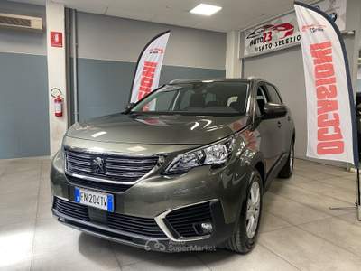 Peugeot 5008 S&S Business 7p.ti Argento usata Prato
