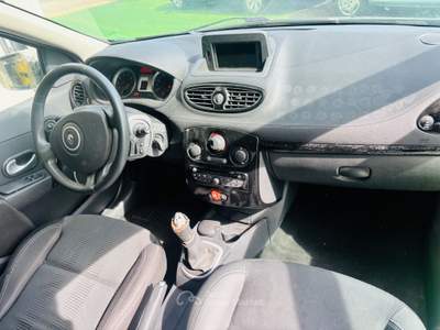 Renault Clio 5 porte GPL Yahoo! Nero usata Rosta