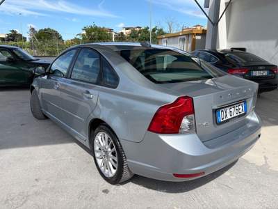 Volvo S40 D cat Summum Argento usata ALTAMURA