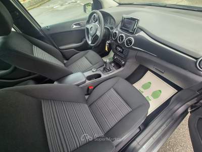Mercedes-Benz Classe B B 180 BlueEFFICIENCY Executive Grigio usata Caresanablot