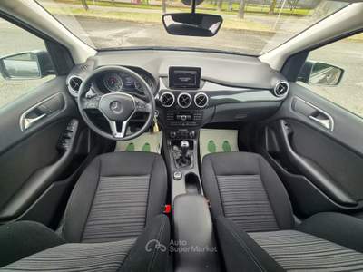 Mercedes-Benz Classe B B 180 BlueEFFICIENCY Executive Grigio usata Caresanablot
