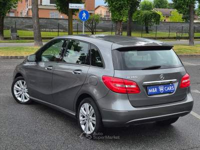Mercedes-Benz Classe B B 180 BlueEFFICIENCY Executive Grigio usata Caresanablot