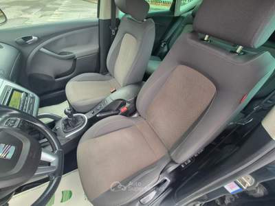 Seat Altea XL 1.6 TDI 105 CV 110.000km E5 Grigio usata Caresanablot
