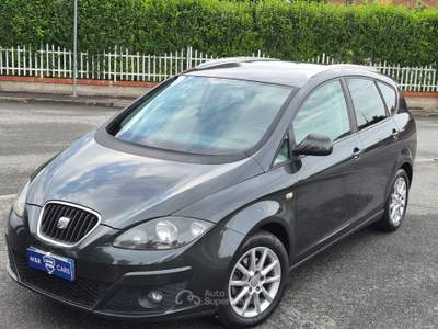 Seat Altea XL 1.6 TDI 105 CV 110.000km E5 Grigio usata Caresanablot