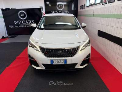 Peugeot 3008 3008 II 2018 1.5 bluehdi Allure s Bianco usata Eboli
