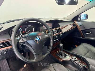 BMW Serie 5 530d 530 Serie 5 E61 2003 Touring 530d Touring Eletta 231cv Grigio usata Roma
