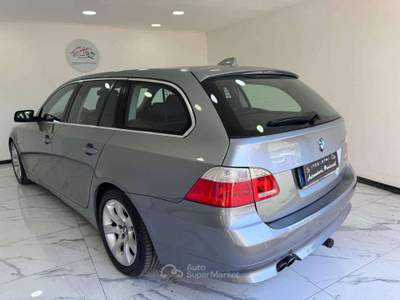 BMW Serie 5 530d 530 Serie 5 E61 2003 Touring 530d Touring Eletta 231cv Grigio usata Roma