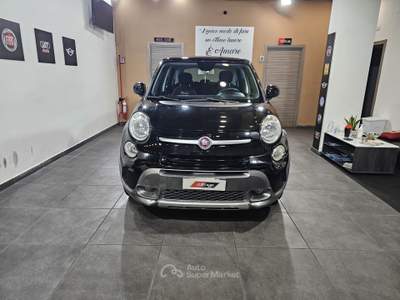 Fiat 500L 1.3 MTJ 95 CV AUTOM. Trekking Panoramica Nero usata Qualiano