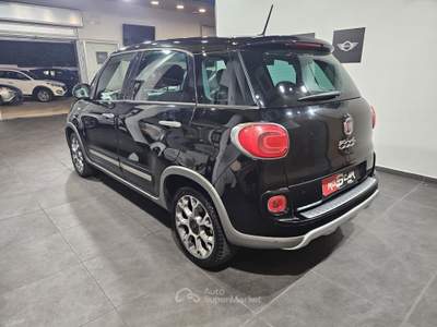 Fiat 500L 1.3 MTJ 95 CV AUTOM. Trekking Panoramica Nero usata Qualiano