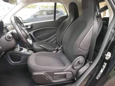 Smart ForTwo PREZZOVERO1.0 Brabus Style 71cv Bianco usata Rogno