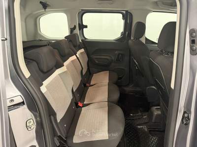 Citroen Berlingo Puretech 130 S&S Shine M EAT8 Argento usata Caresanablot