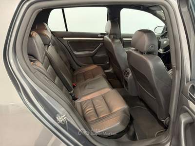 Volkswagen Golf Golf R32 3.2 VR6 5p 4motion dsg Grigio usata Caresanablot