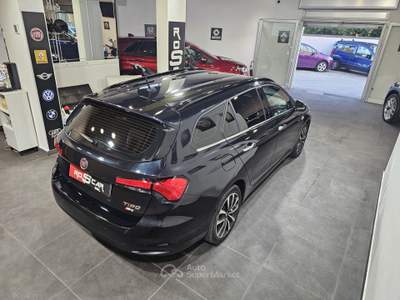 Fiat Tipo Automatica 1.6 MTJ 120cv Lounge Nero usata Qualiano
